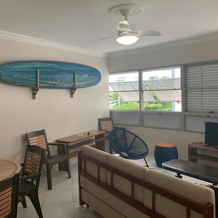 グァルジャーApartamento Pe Na Areia Na Praia Do Tomboアパートメント エクステリア 写真